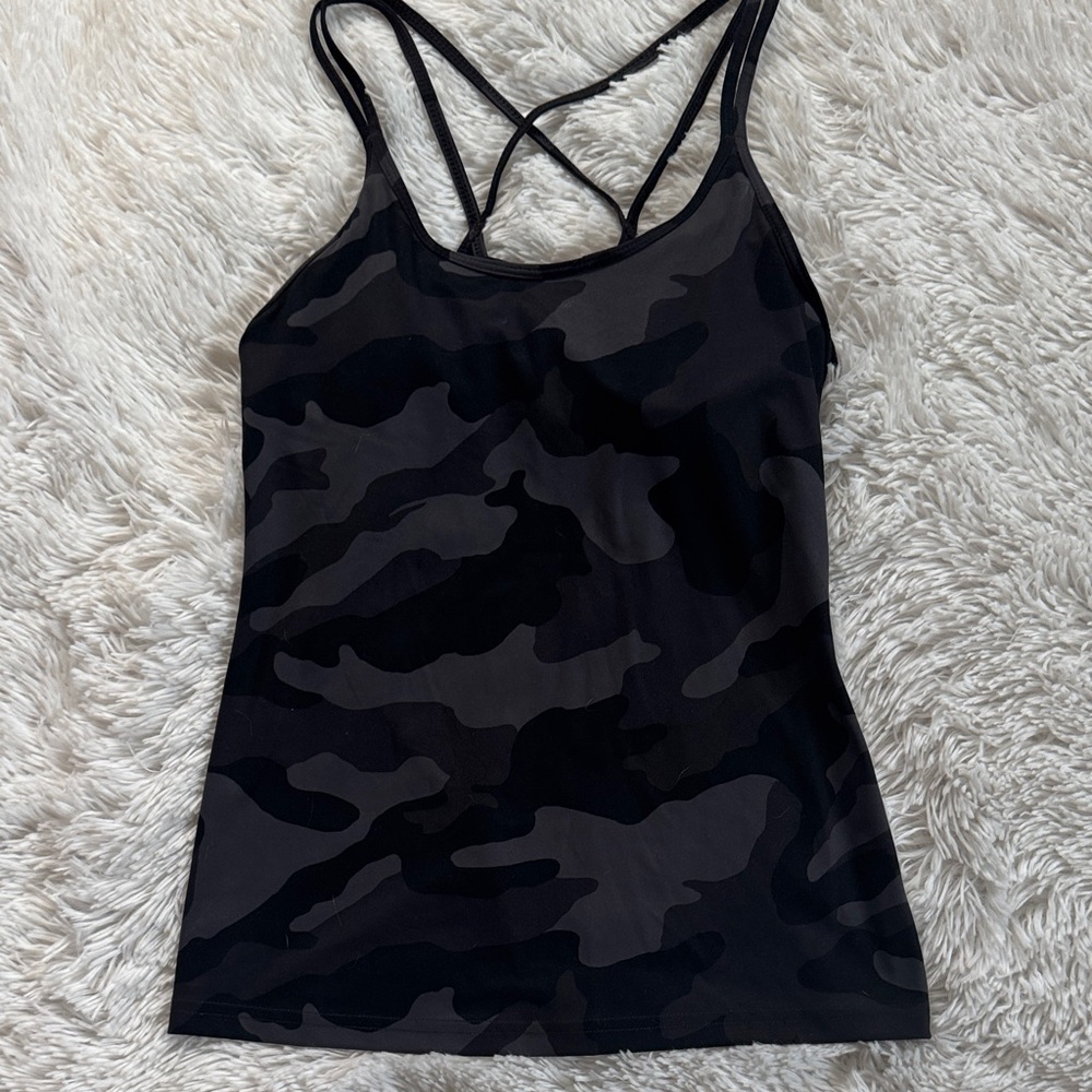 Old Navy Active Fun Strappy Black Camo PowerSoft Tank Top with Bra